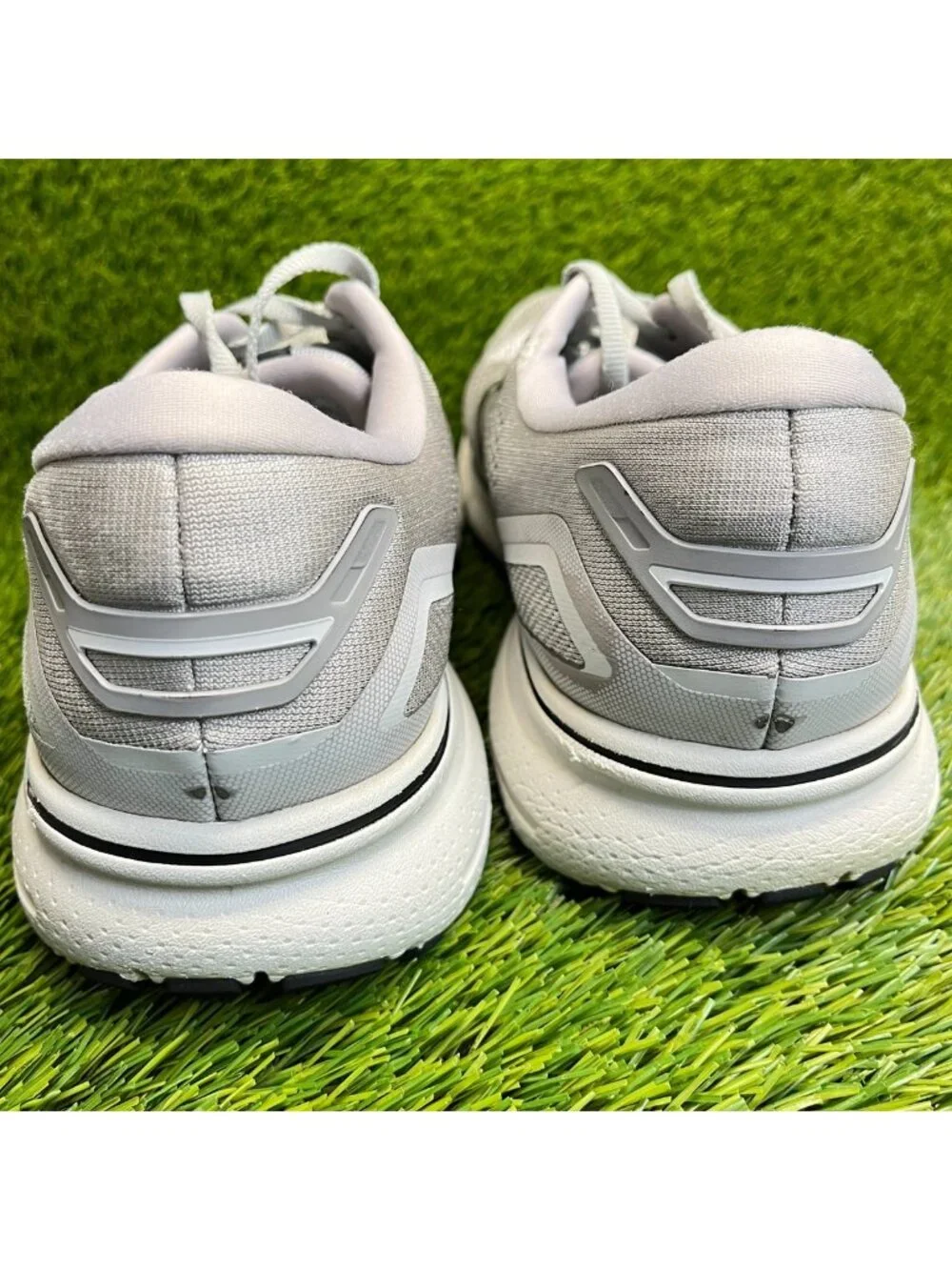 Brooks Ghost 15 Mens Size 12.5 Gray Athletic Running Walking Shoes Sneakers